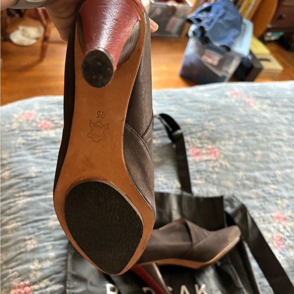 Women's Faryl Robin Anthropologie Booties Size 7.5 Brown Red Leather (pre-owned) - Picture 9 of 12